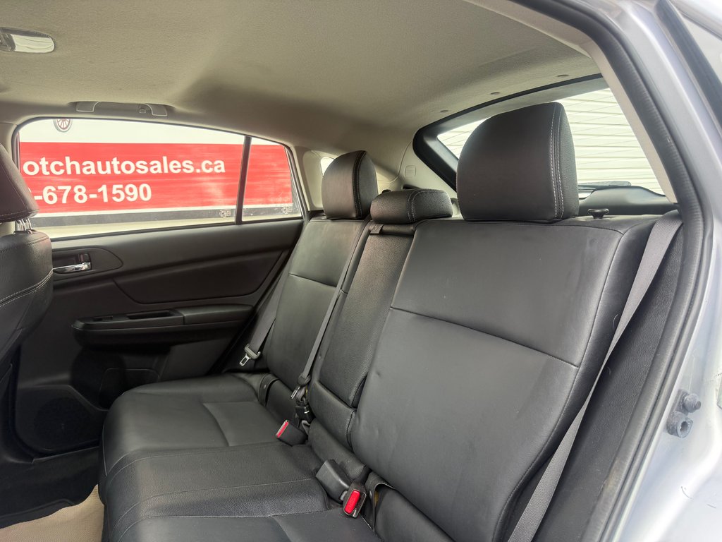 2014 Subaru IMPREZA 2.0i w/Limited Pkg, 5SPEED MANUAL, backup camera in Kentville, Nova Scotia - 16 - w1024h768px