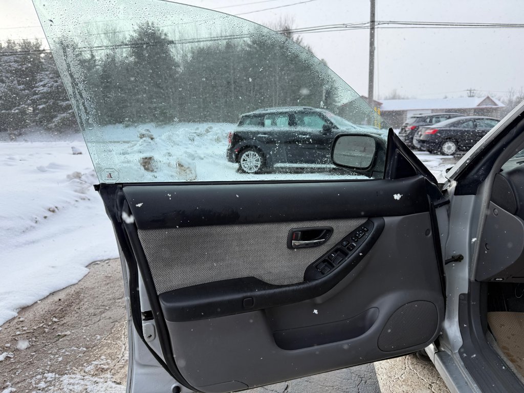 2002 Subaru LEGACY L in Kentville, Nova Scotia - 7 - w1024h768px
