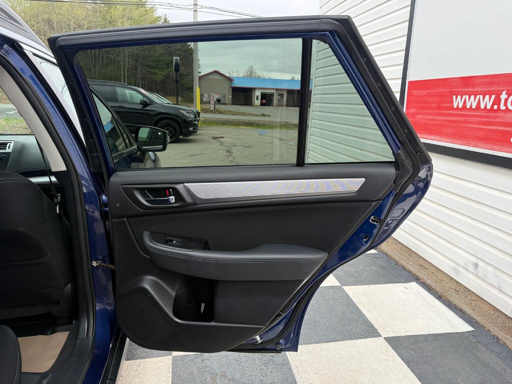 2016 Subaru OUTBACK 2.5I PREMIUM 2.5i w/Limited, keyless entry, Cruise control, BT in COLDBROOK, Nova Scotia - 17 - w1024h768px