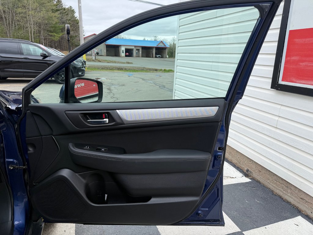 2016 Subaru OUTBACK 2.5I PREMIUM 2.5i w/Limited, keyless entry, Cruise control, BT in COLDBROOK, Nova Scotia - 19 - w1024h768px