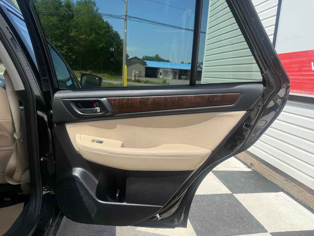 Subaru OUTBACK 2.5I, keyless entry, backup camera, Bluetooth 2016 à Kentville, Nouvelle-Écosse - 17 - w1024h768px