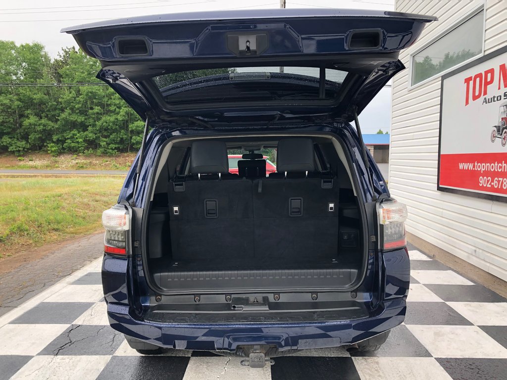 2019 Toyota 4Runner SR5 - Third Row Seating, Reverse Camera, Sunroof in Kentville, Nova Scotia - 22 - w1024h768px
