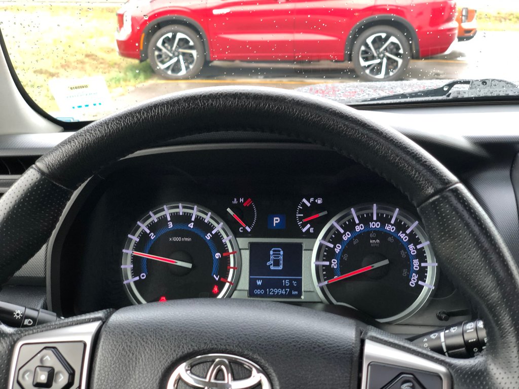2019 Toyota 4Runner SR5 - Third Row Seating, Reverse Camera, Sunroof in Kentville, Nova Scotia - 8 - w1024h768px