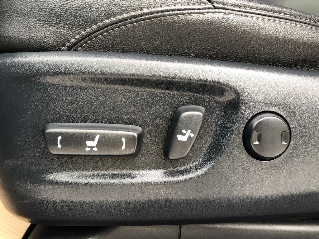 2019 Toyota 4Runner SR5 - Third Row Seating, Reverse Camera, Sunroof in Kentville, Nova Scotia - 18 - w1024h768px