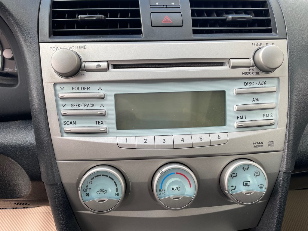 Toyota Camry CD PLAYER, A/C 2009 à COLDBROOK, Nouvelle-Écosse - 11 - w1024h768px