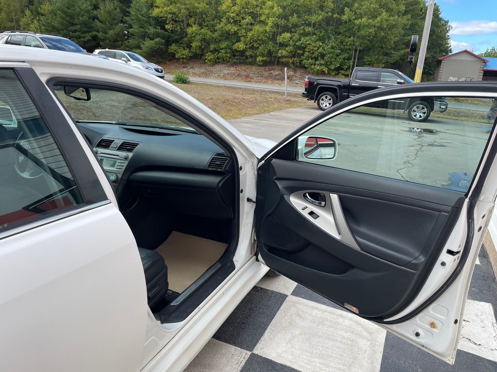 Toyota Camry CD PLAYER, A/C 2009 à COLDBROOK, Nouvelle-Écosse - 21 - w1024h768px