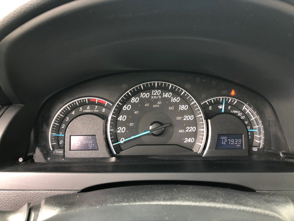2014 Toyota Camry XLE- Full leather, Heated seats, Sunroof in Kentville, Nova Scotia - 10 - w1024h768px
