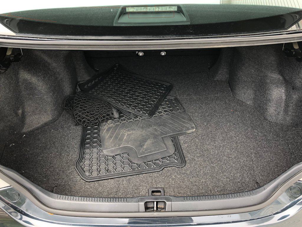 2014 Toyota Camry XLE- Full leather, Heated seats, Sunroof in Kentville, Nova Scotia - 22 - w1024h768px