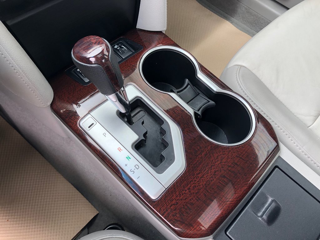 2014 Toyota Camry XLE- Full leather, Heated seats, Sunroof in Kentville, Nova Scotia - 14 - w1024h768px