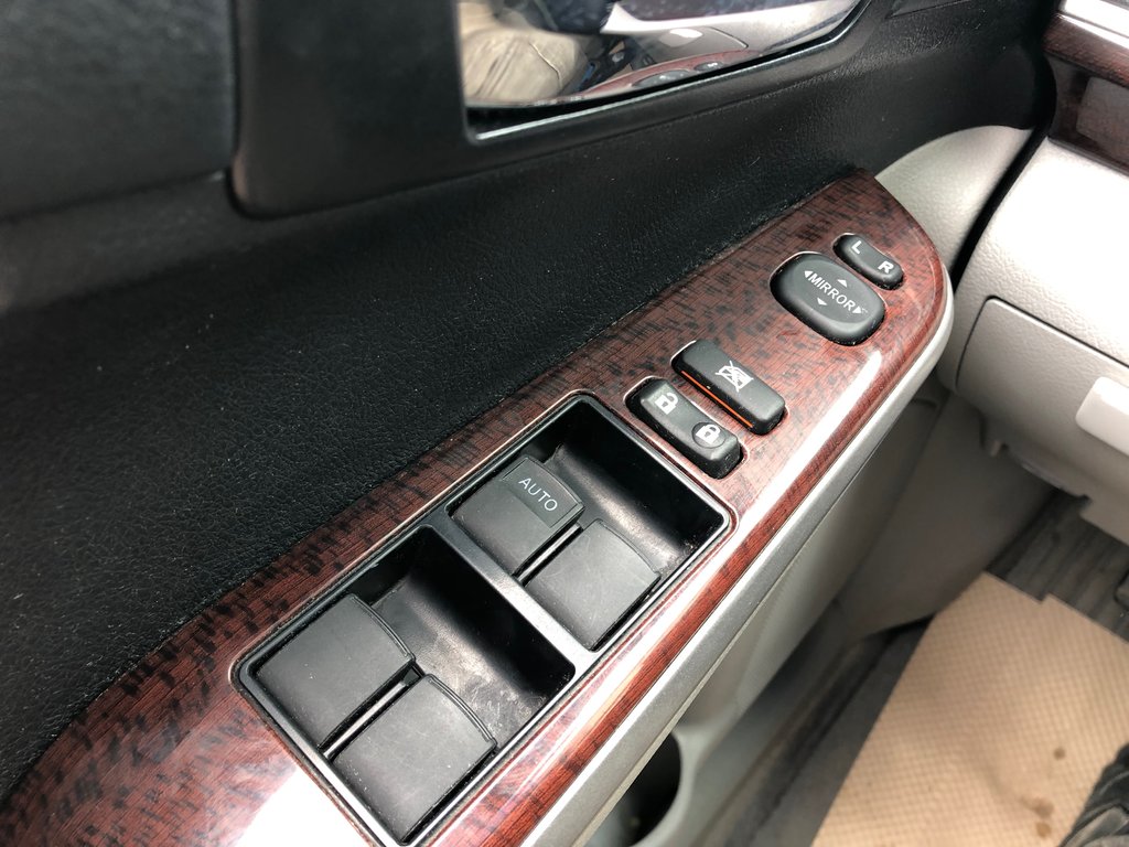 2014 Toyota Camry XLE- Full leather, Heated seats, Sunroof in Kentville, Nova Scotia - 7 - w1024h768px