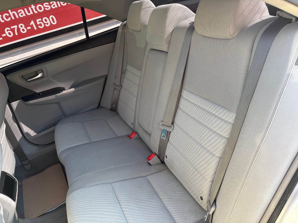 2016 Toyota Camry LE - hands free, cruise control, reverse camera in Kentville, Nova Scotia - 18 - w1024h768px