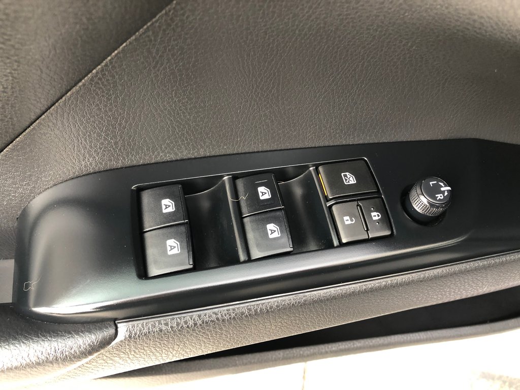 2020 Toyota Camry Hybrid LE - Reverse Camera, Push Start, Power Windows in Kentville, Nova Scotia - 8 - w1024h768px