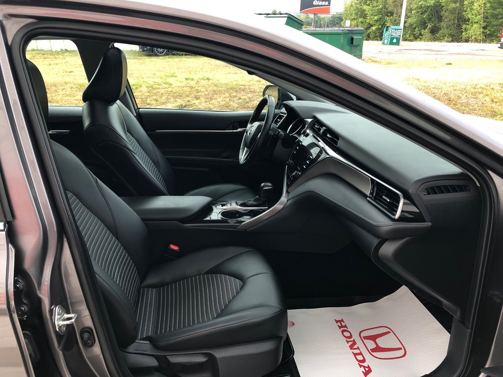 2020 Toyota Camry Hybrid LE - Reverse Camera, Push Start, Power Windows in Kentville, Nova Scotia - 25 - w1024h768px