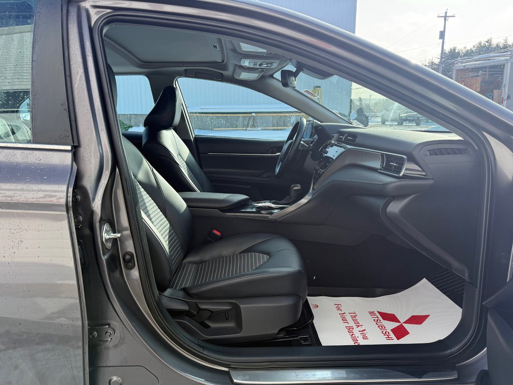 2020 Toyota Camry Hybrid SE, keyless entry, backup camera, Bluetooth in COLDBROOK, Nova Scotia - 20 - w1024h768px