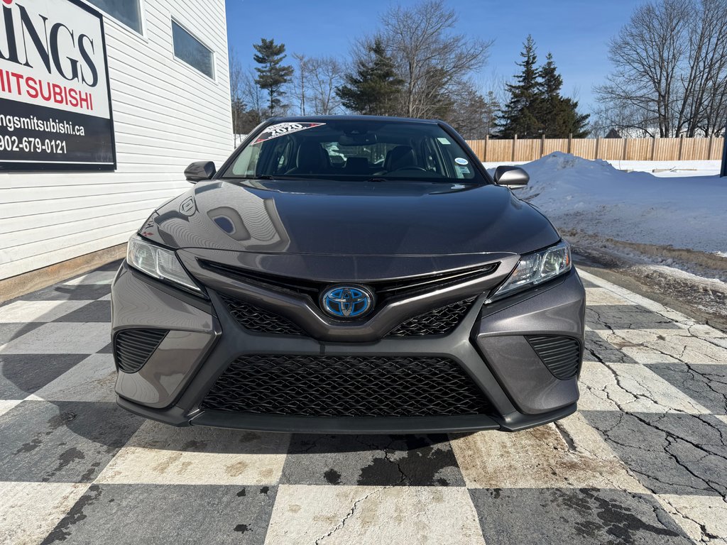 Toyota Camry Hybrid SE, keyless entry, backup camera, Bluetooth 2020 à COLDBROOK, Nouvelle-Écosse - 2 - w1024h768px