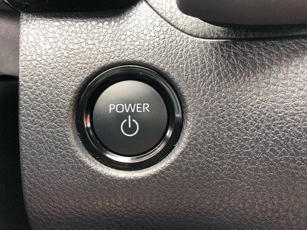 2025 Toyota Camry XSE - sunroof, heated/vented seats, hands free in COLDBROOK, Nova Scotia - 12 - w1024h768px