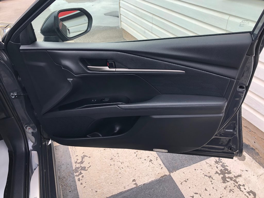 2025 Toyota Camry XSE - sunroof, heated/vented seats, hands free in COLDBROOK, Nova Scotia - 26 - w1024h768px