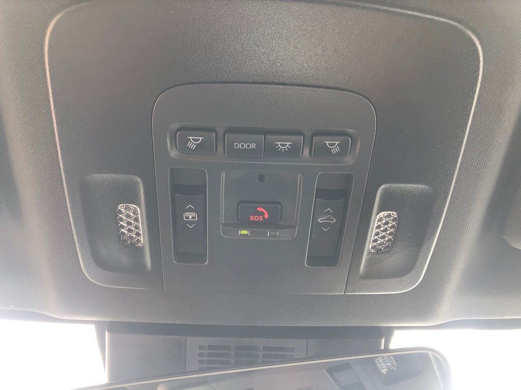 2025 Toyota Camry XSE - sunroof, heated/vented seats, hands free in COLDBROOK, Nova Scotia - 17 - w1024h768px