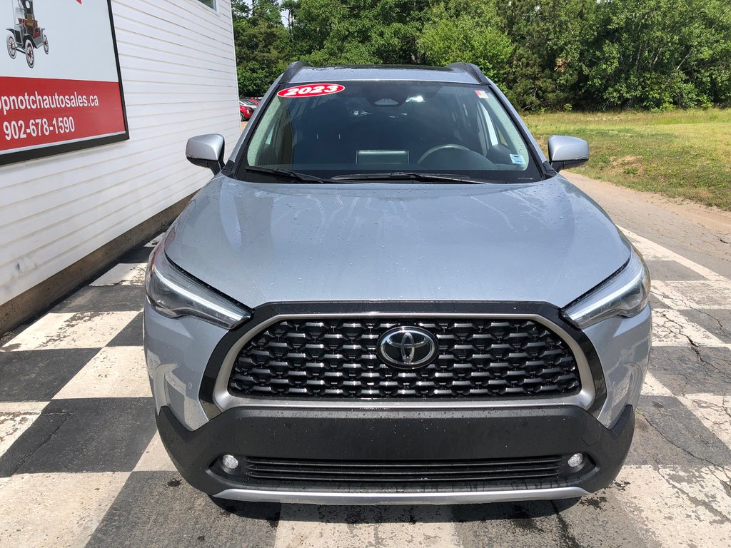 2023 Toyota COROLLA CROSS XLE - sunroof, power seats, wireless carplay, a/c in COLDBROOK, Nova Scotia - 2 - w1024h768px