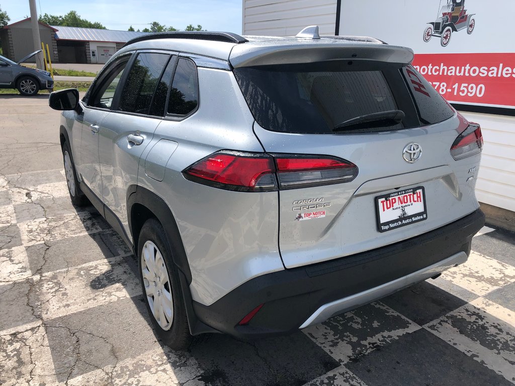 2023 Toyota COROLLA CROSS XLE - sunroof, power seats, wireless carplay, a/c in COLDBROOK, Nova Scotia - 6 - w1024h768px