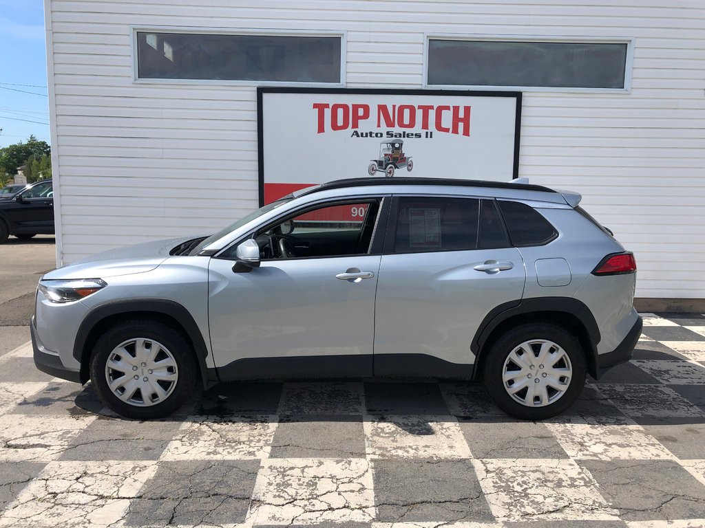 2023 Toyota COROLLA CROSS XLE - sunroof, power seats, wireless carplay, a/c in COLDBROOK, Nova Scotia - 29 - w1024h768px