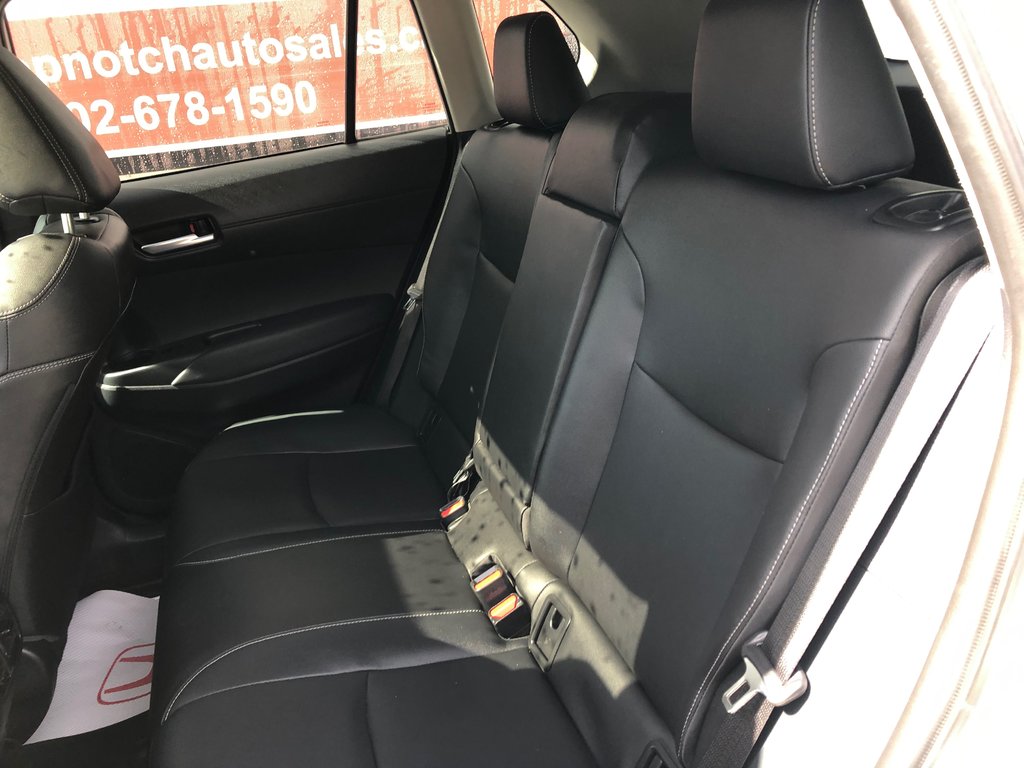 2023 Toyota COROLLA CROSS XLE - sunroof, power seats, wireless carplay, a/c in COLDBROOK, Nova Scotia - 23 - w1024h768px