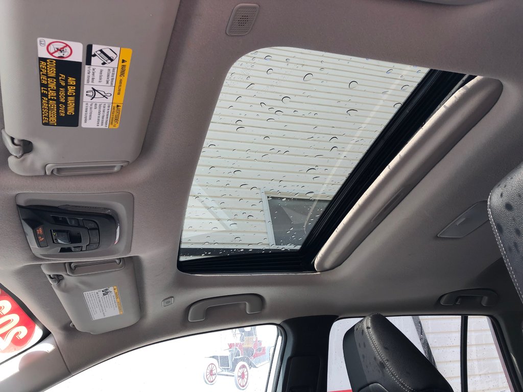 2023 Toyota COROLLA CROSS XLE - sunroof, power seats, wireless carplay, a/c in COLDBROOK, Nova Scotia - 21 - w1024h768px
