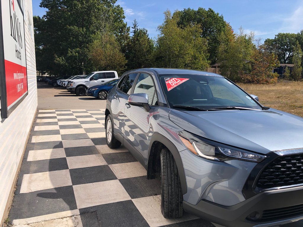 Toyota COROLLA CROSS LE 2023 à COLDBROOK, Nouvelle-Écosse - 4 - w1024h768px