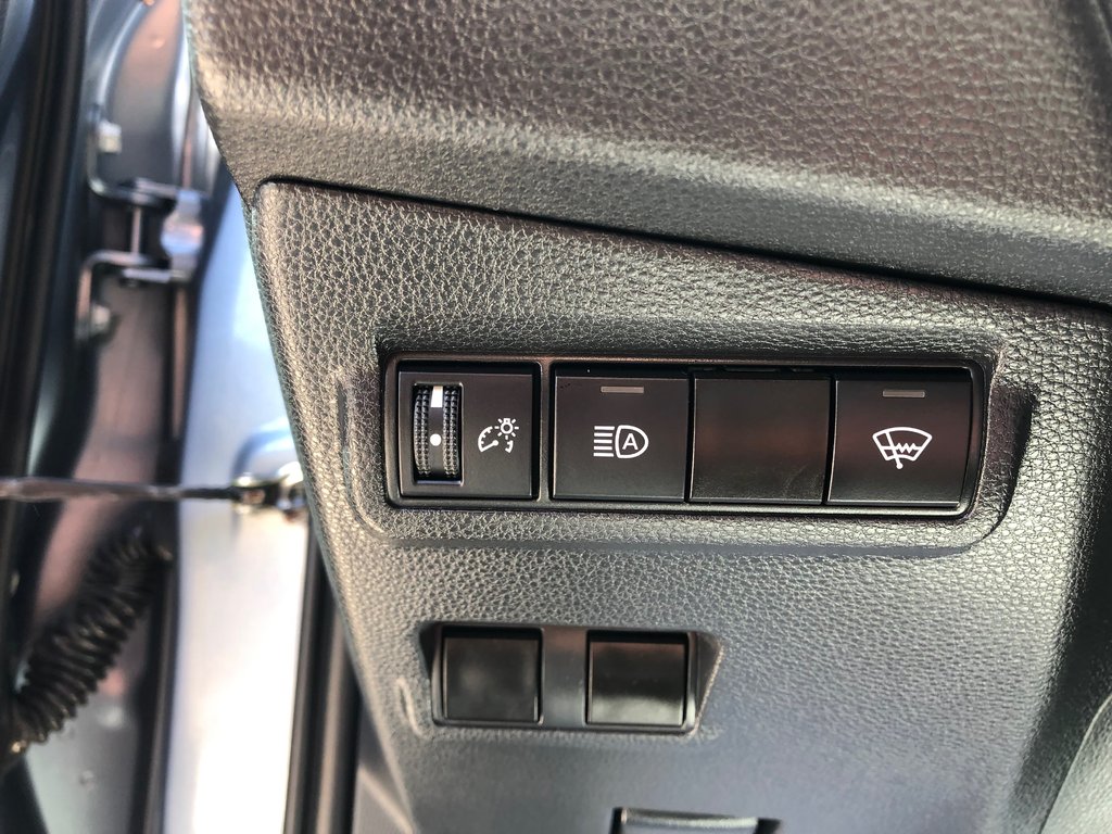 Toyota COROLLA CROSS LE 2023 à COLDBROOK, Nouvelle-Écosse - 10 - w1024h768px