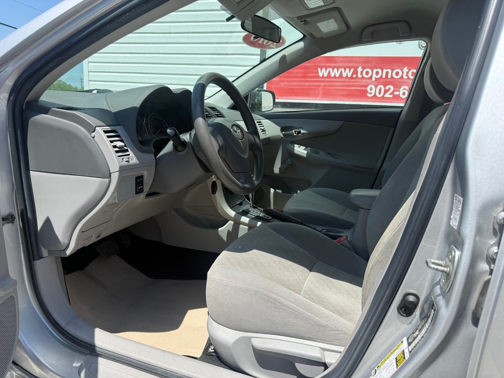 Toyota COROLLA CE, keyless entry, Cruise control, Bluetooth 2010 à Kentville, Nouvelle-Écosse - 9 - w1024h768px