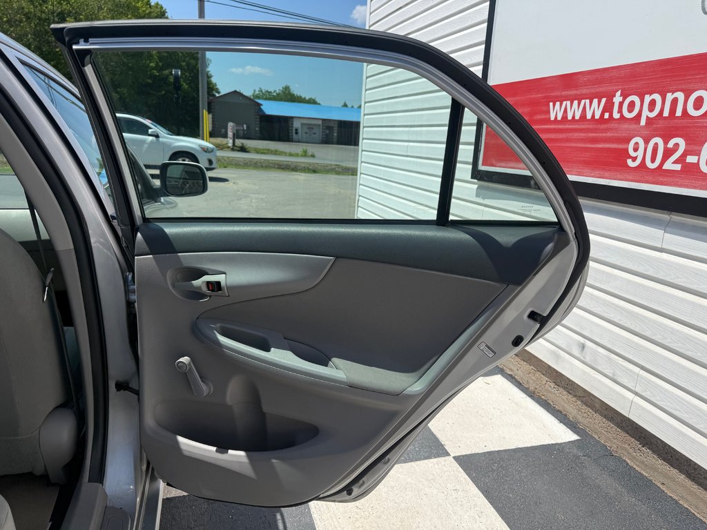 Toyota COROLLA CE, keyless entry, Cruise control, Bluetooth 2010 à Kentville, Nouvelle-Écosse - 15 - w1024h768px