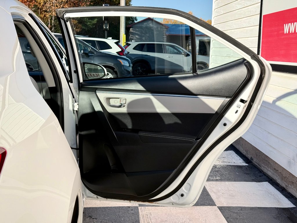 2014 Toyota COROLLA | Reverse Camera, Heated Mirrors, CD/MP3 Player in COLDBROOK, Nova Scotia - 22 - w1024h768px