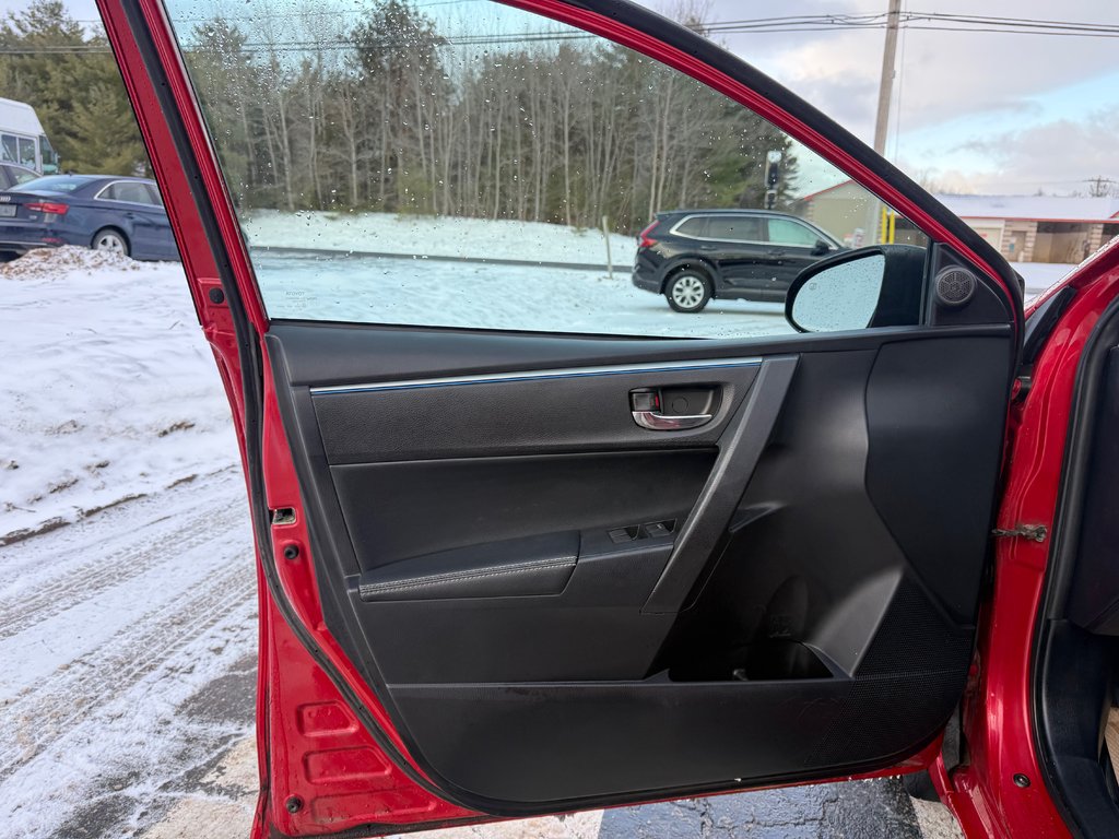 Toyota COROLLA LE, keyless entry, Cruise control, Bluetooth 2014 à COLDBROOK, Nouvelle-Écosse - 7 - w1024h768px
