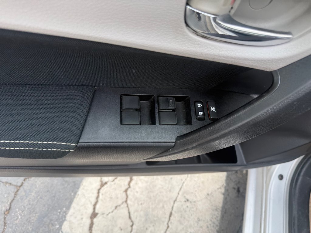 Toyota COROLLA LE, keyless entry, Cruise control, Bluetooth 2014 à Kentville, Nouvelle-Écosse - 8 - w1024h768px
