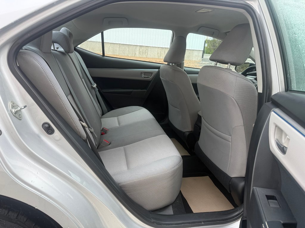 Toyota COROLLA LE, keyless entry, Cruise control, Bluetooth 2014 à Kentville, Nouvelle-Écosse - 17 - w1024h768px