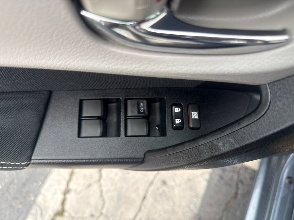 Toyota COROLLA LE, keyless entry, Cruise control, Bluetooth 2014 à Kentville, Nouvelle-Écosse - 8 - w1024h768px