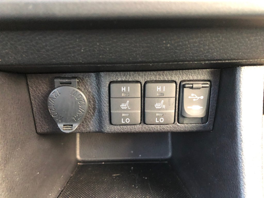 2016 Toyota Corolla S - sunroof, manual, bluetooth, cruise control in Kentville, Nova Scotia - 13 - w1024h768px