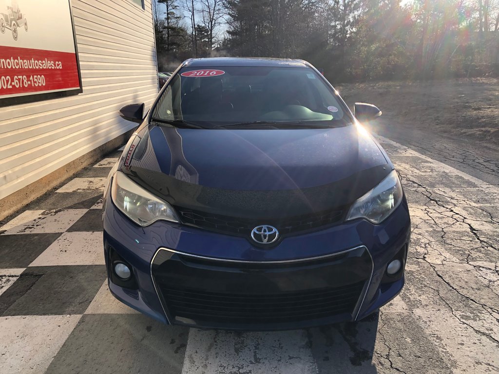 2016 Toyota Corolla S - sunroof, manual, bluetooth, cruise control in Kentville, Nova Scotia - 2 - w1024h768px