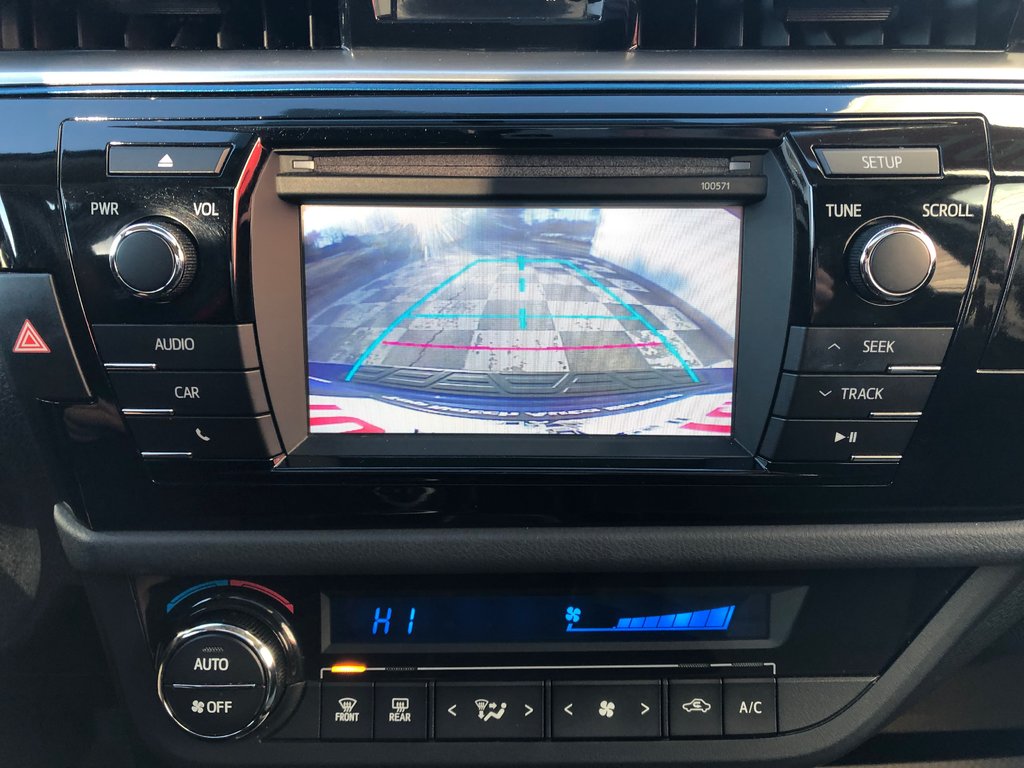 2016 Toyota Corolla S - sunroof, manual, bluetooth, cruise control in Kentville, Nova Scotia - 12 - w1024h768px