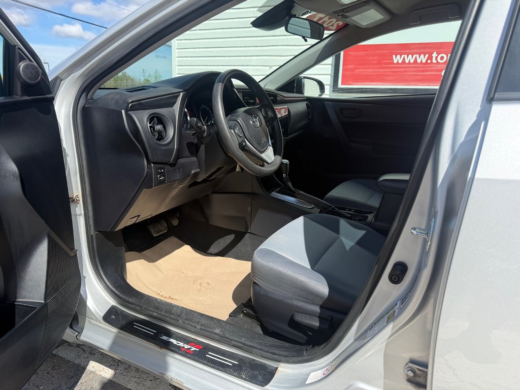 2017 Toyota COROLLA CE, keyless entry, Cruise control, Bluetooth in Kentville, Nova Scotia - 9 - w1024h768px