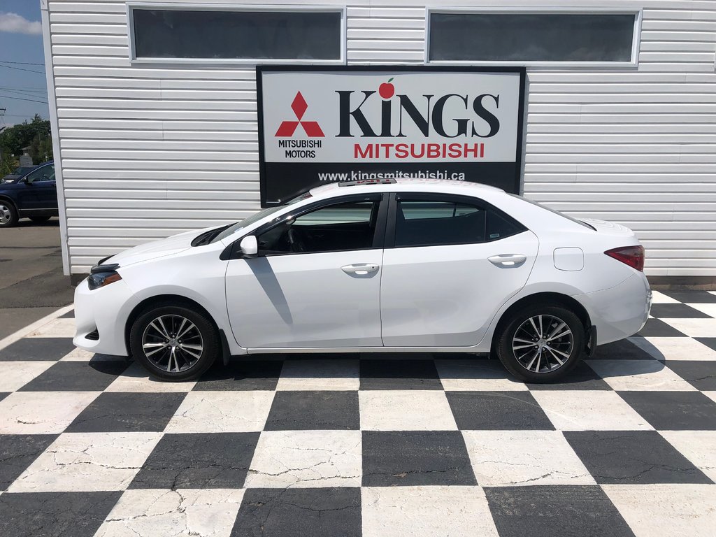 2018 Toyota Corolla LE - sunroof, cruise control, hands free, a/c in COLDBROOK, Nova Scotia - 25 - w1024h768px