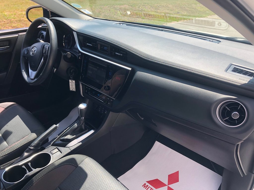 2018 Toyota Corolla LE - sunroof, cruise control, hands free, a/c in COLDBROOK, Nova Scotia - 24 - w1024h768px