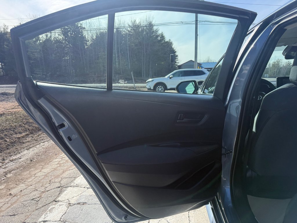 2022 Toyota COROLLA LE, keyless entry, backup camera, Bluetooth in Kentville, Nova Scotia - 13 - w1024h768px