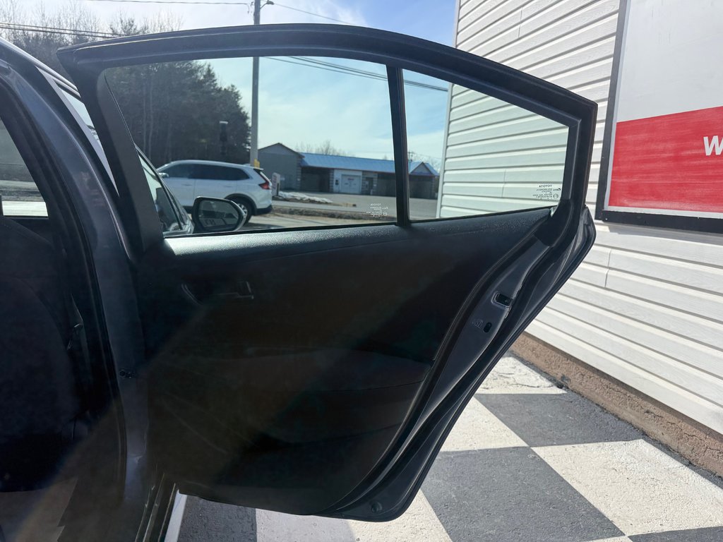 2022 Toyota COROLLA LE, keyless entry, backup camera, Bluetooth in Kentville, Nova Scotia - 16 - w1024h768px