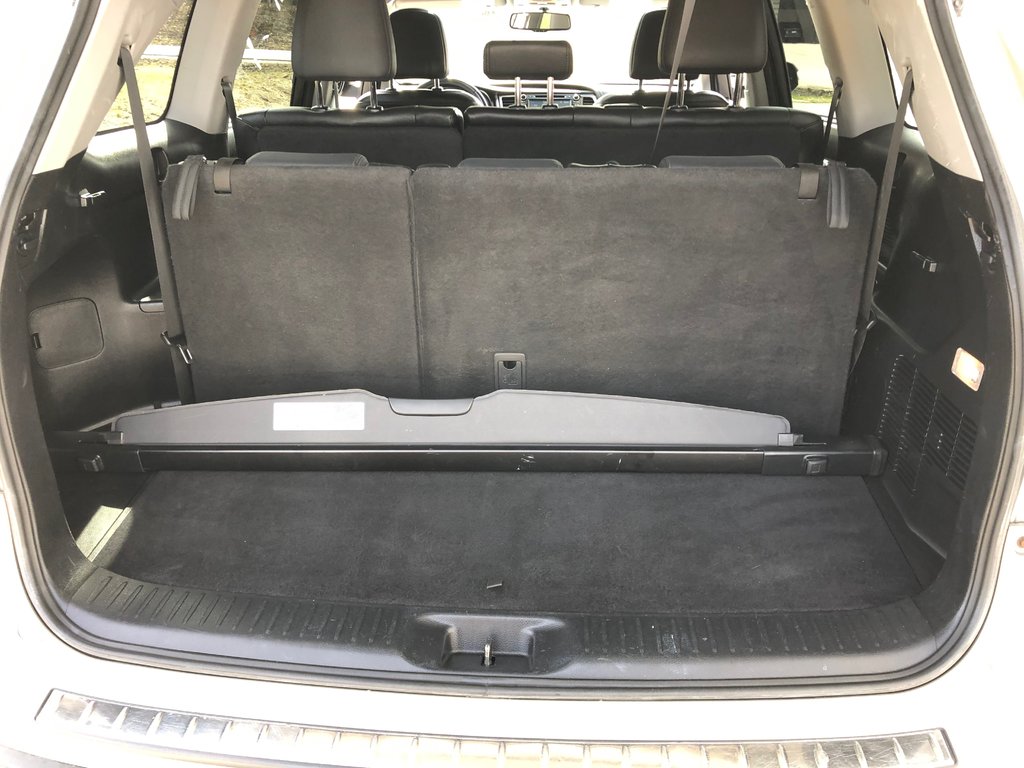 2016 Toyota Highlander XLE- Leather interior, AWD, 3 rows tons of space! in COLDBROOK, Nova Scotia - 26 - w1024h768px
