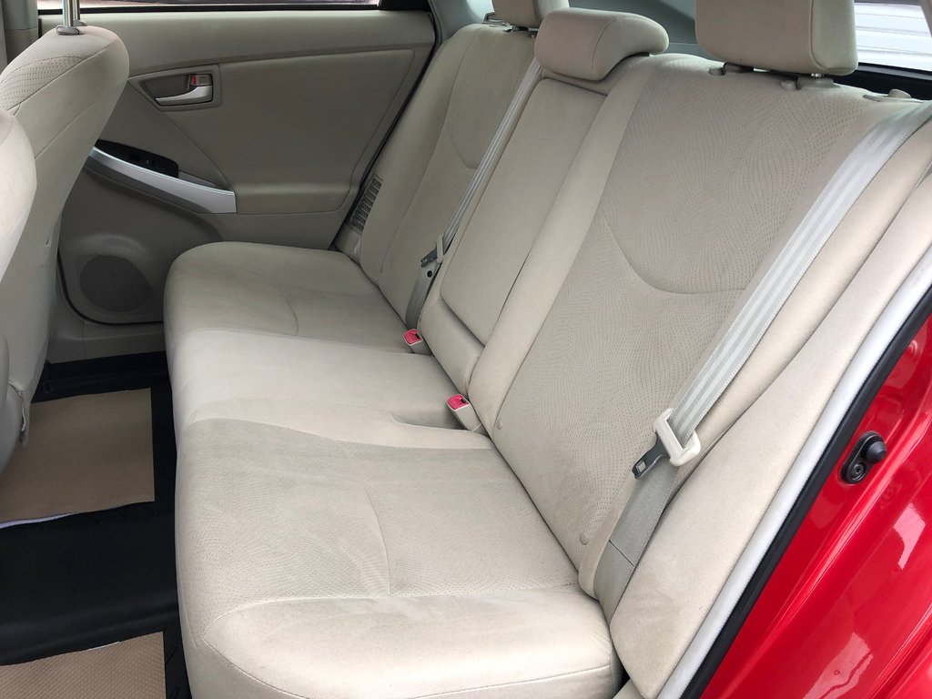 Toyota Prius Base - sunroof, reverse camera, bluetooth, hatch 2015 à COLDBROOK, Nouvelle-Écosse - 18 - w1024h768px