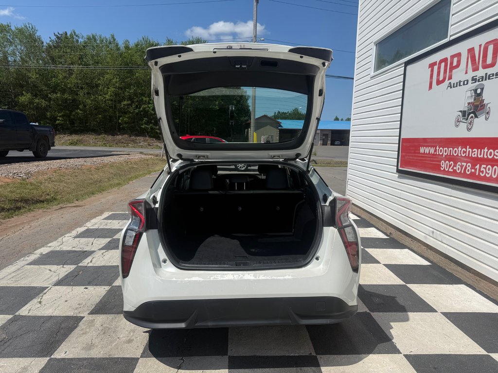2017 Toyota PRIUS HYBRID HEV in COLDBROOK, Nova Scotia - 15 - w1024h768px