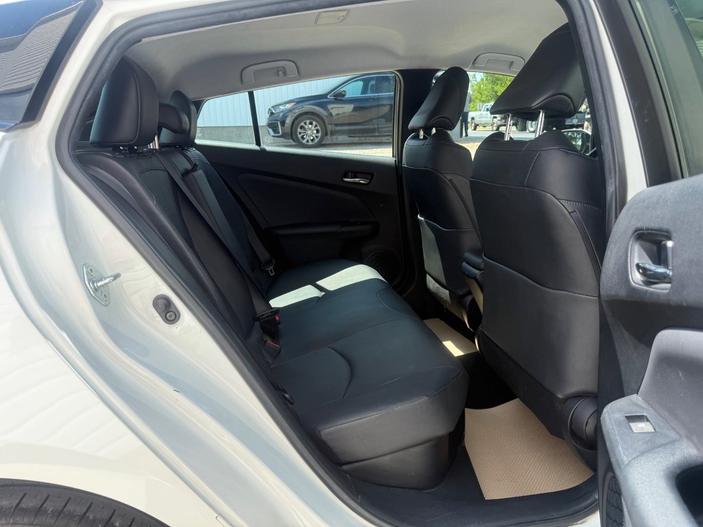 2017 Toyota PRIUS HYBRID HEV in COLDBROOK, Nova Scotia - 17 - w1024h768px