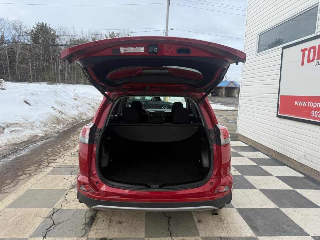 Toyota RAV4 XLE XLE, keyless entry, backup camera, Bluetooth 2017 à COLDBROOK, Nouvelle-Écosse - 16 - w1024h768px