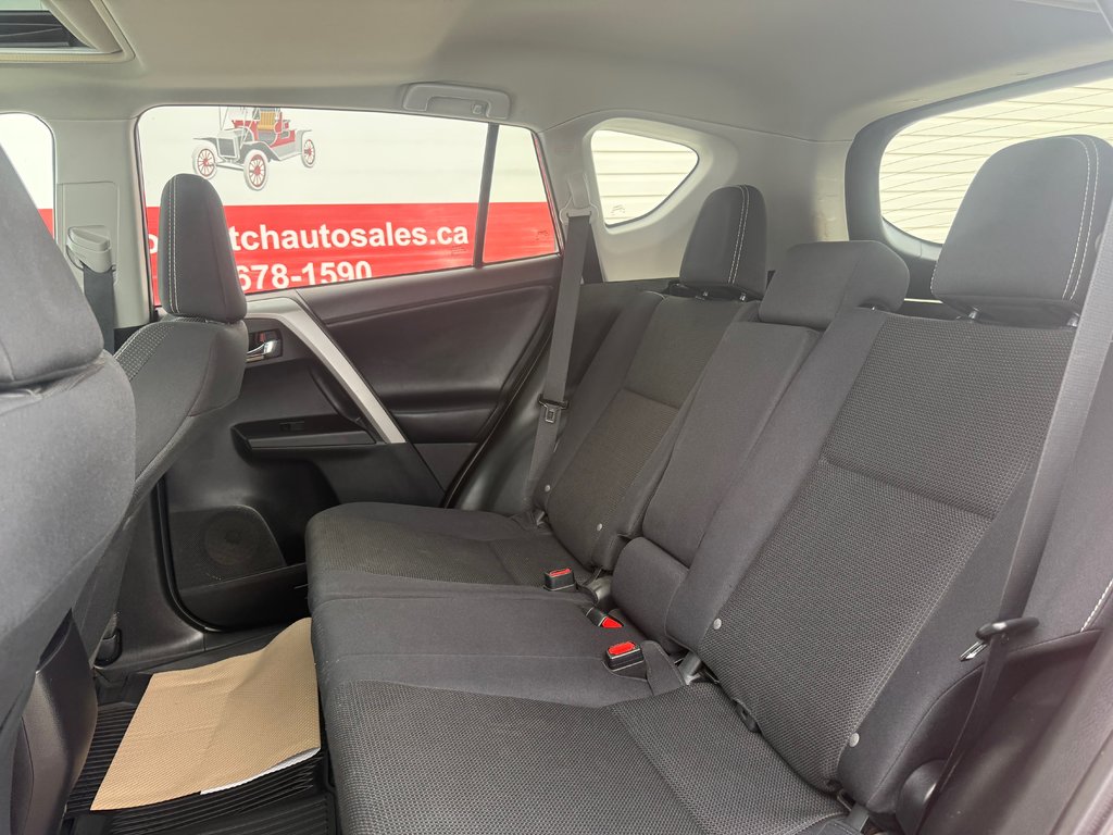 Toyota RAV4 XLE XLE, keyless entry, backup camera, Bluetooth 2017 à COLDBROOK, Nouvelle-Écosse - 15 - w1024h768px